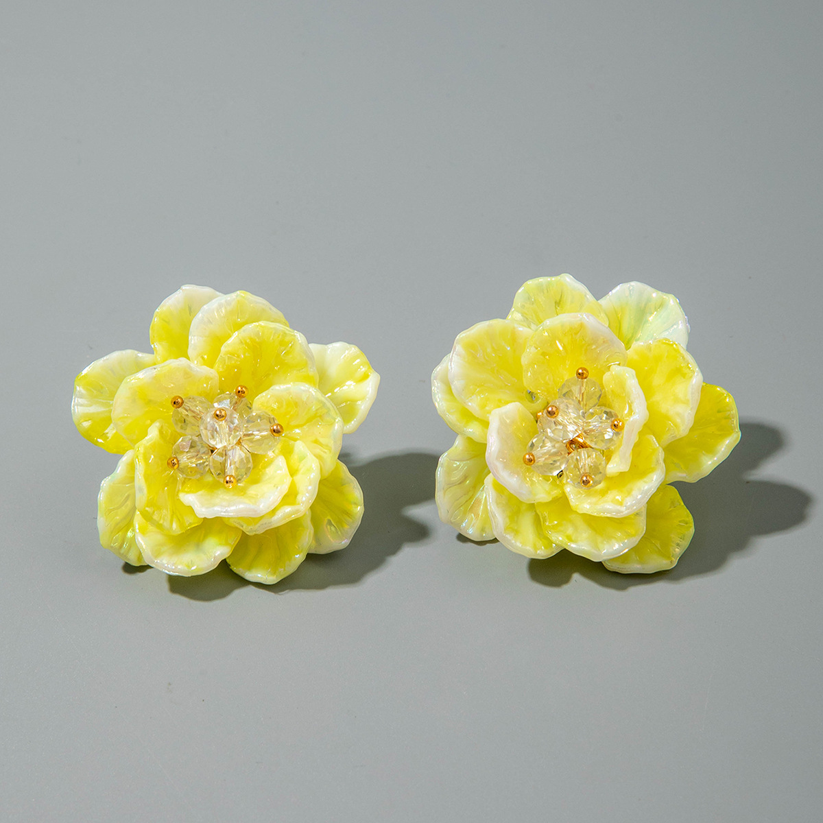 亚马逊跨境清新甜美彩色树脂花瓣花朵耳钉气质多巴胺 耳环耳饰女详情82