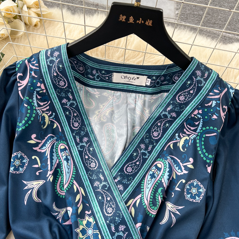 Cross-border 2024 new French high-end one-piece lace-up waist print dress, a light luxury and elegant long dress for women pic 5