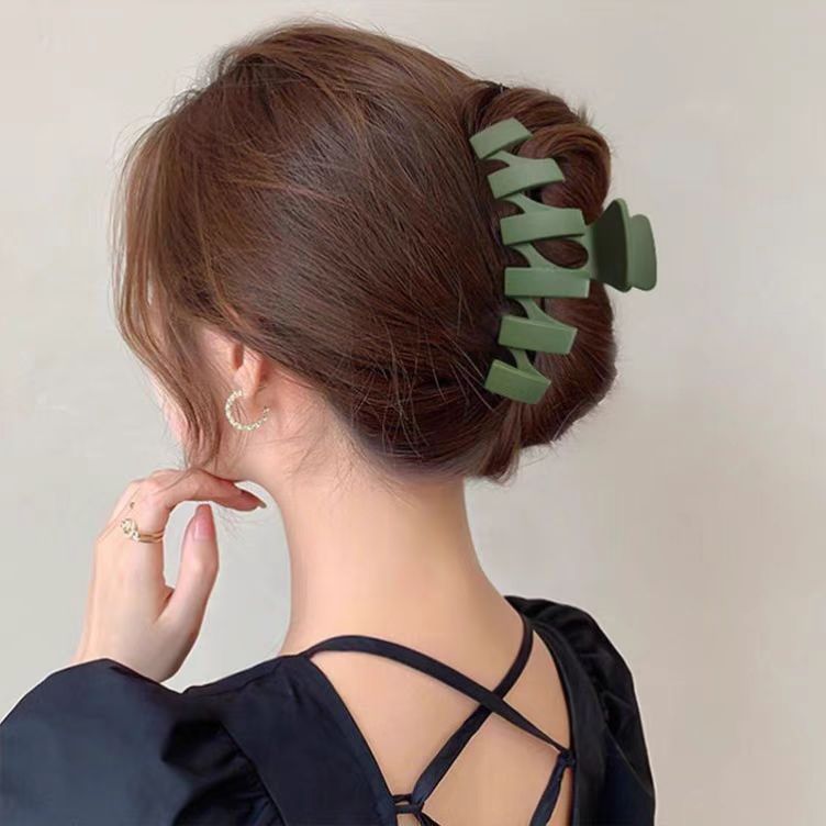 发夹女2024年新款超大号抓夹后脑勺盘发鲨鱼夹发量多发卡夹子头详情11