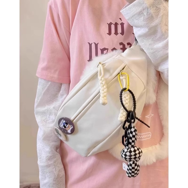 斜挎包女款潮流胸包女生运动单肩包女手机ins小挎包背包腰包新款详情8