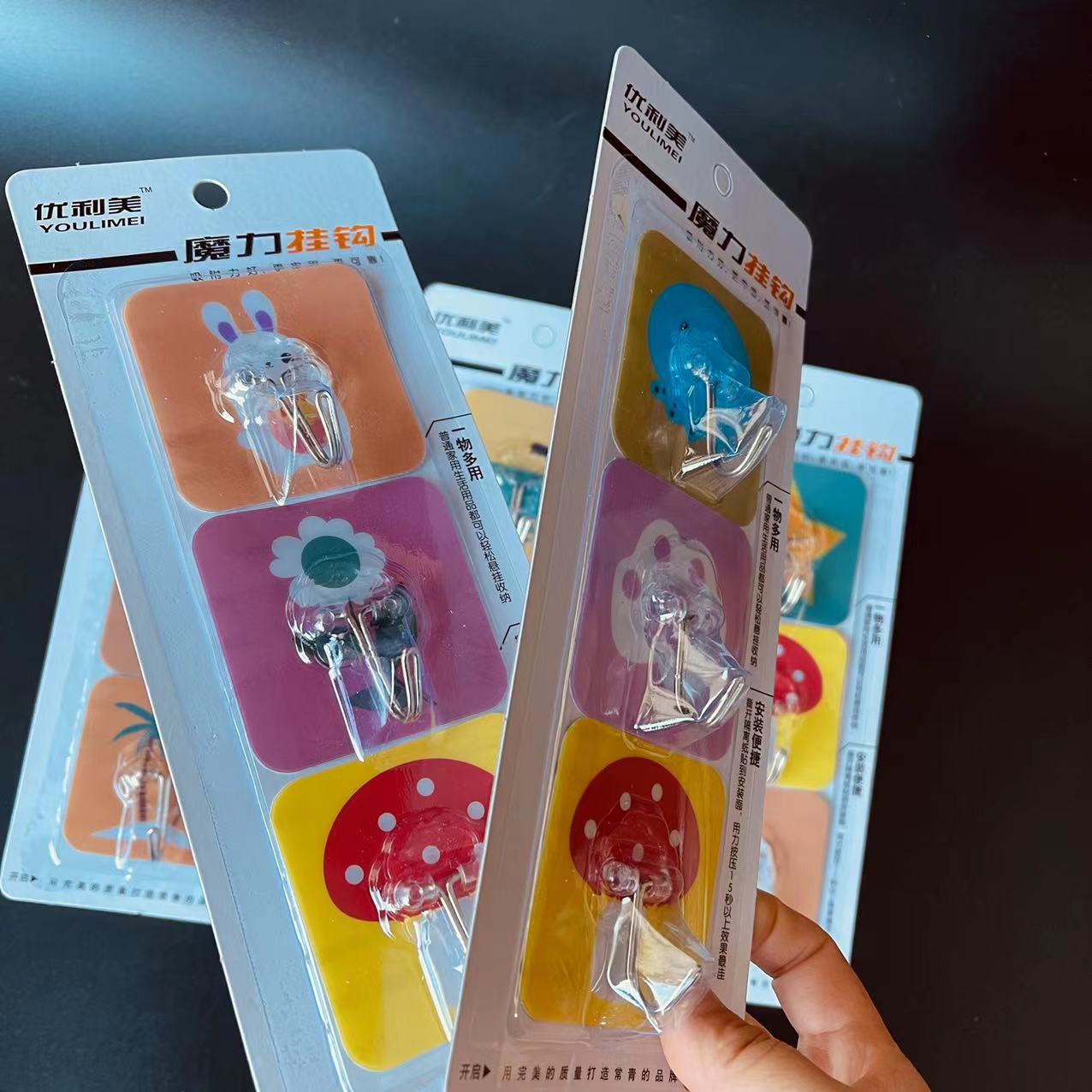 【1-1 Zone 】 Little Flower -3 Adhesive Hooks 320 yuan per piece, 3 pieces for kitchen hooks, adhesive wall-mounted, creative and cute adhesive hooks, no need for drilling, 1 yuan supply pic 4