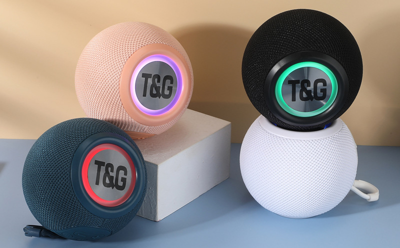 外贸跨境TG337蓝牙音响便携式圆形小音响布艺led灯无线低音炮音箱详情3