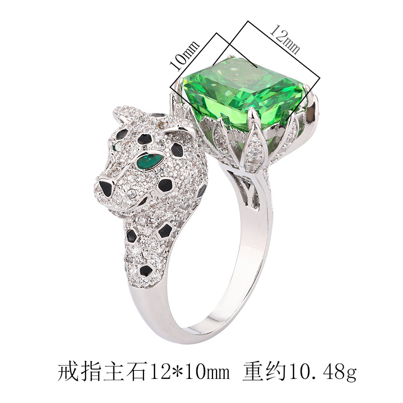 新款庄生生珠宝铜底镀金仿真高碳钻满钻豪镶豹子气质戒指10*12详情2