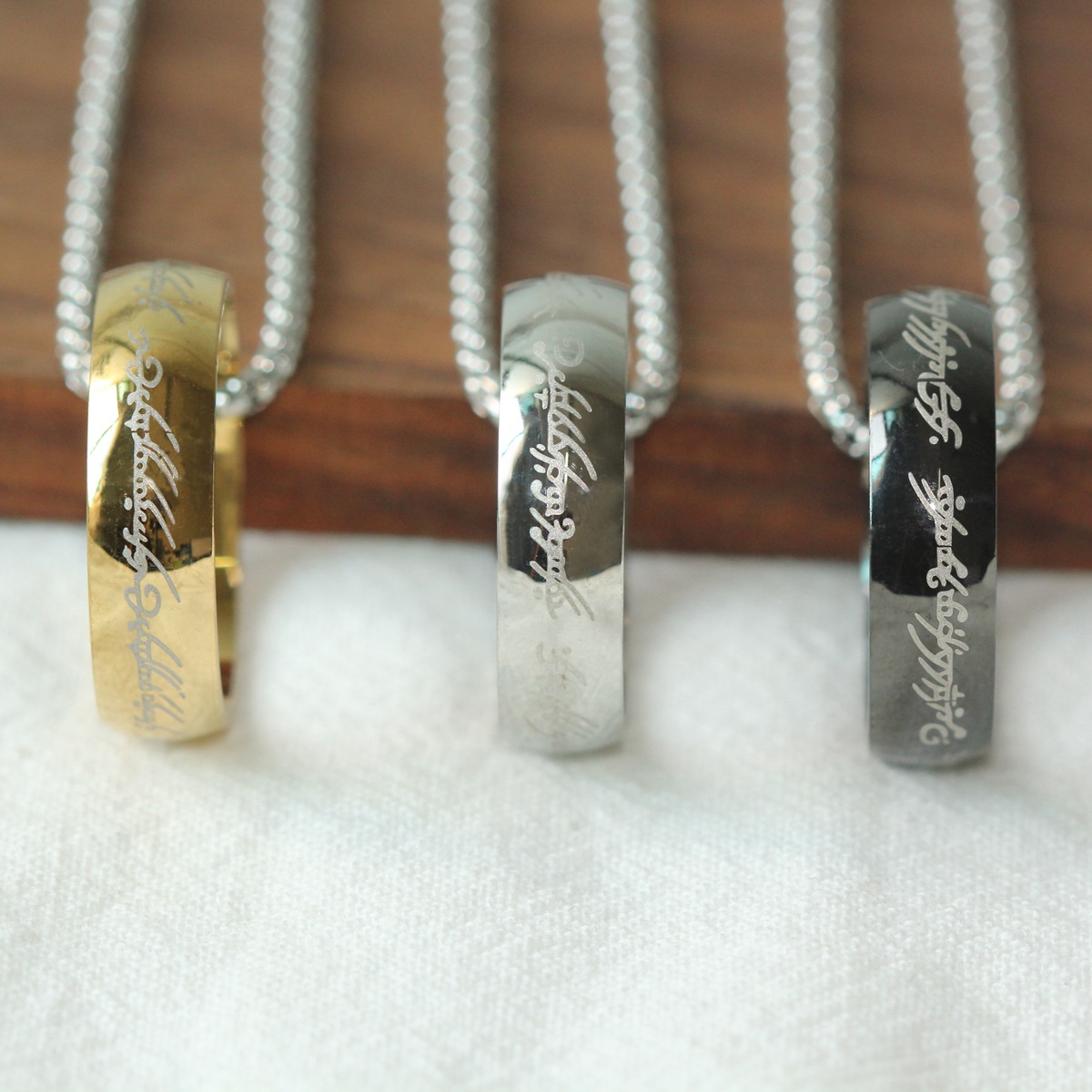 European and American popular and versatile sweater chains, pearl chains, ring king stainless steel necklaces, ring pendants, Amazon accessories pic 1