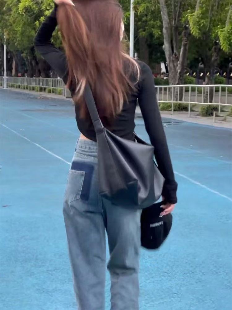 包包女高级托特2024新款软面斜挎大容量单肩上课通勤包小众斜挎包详情3