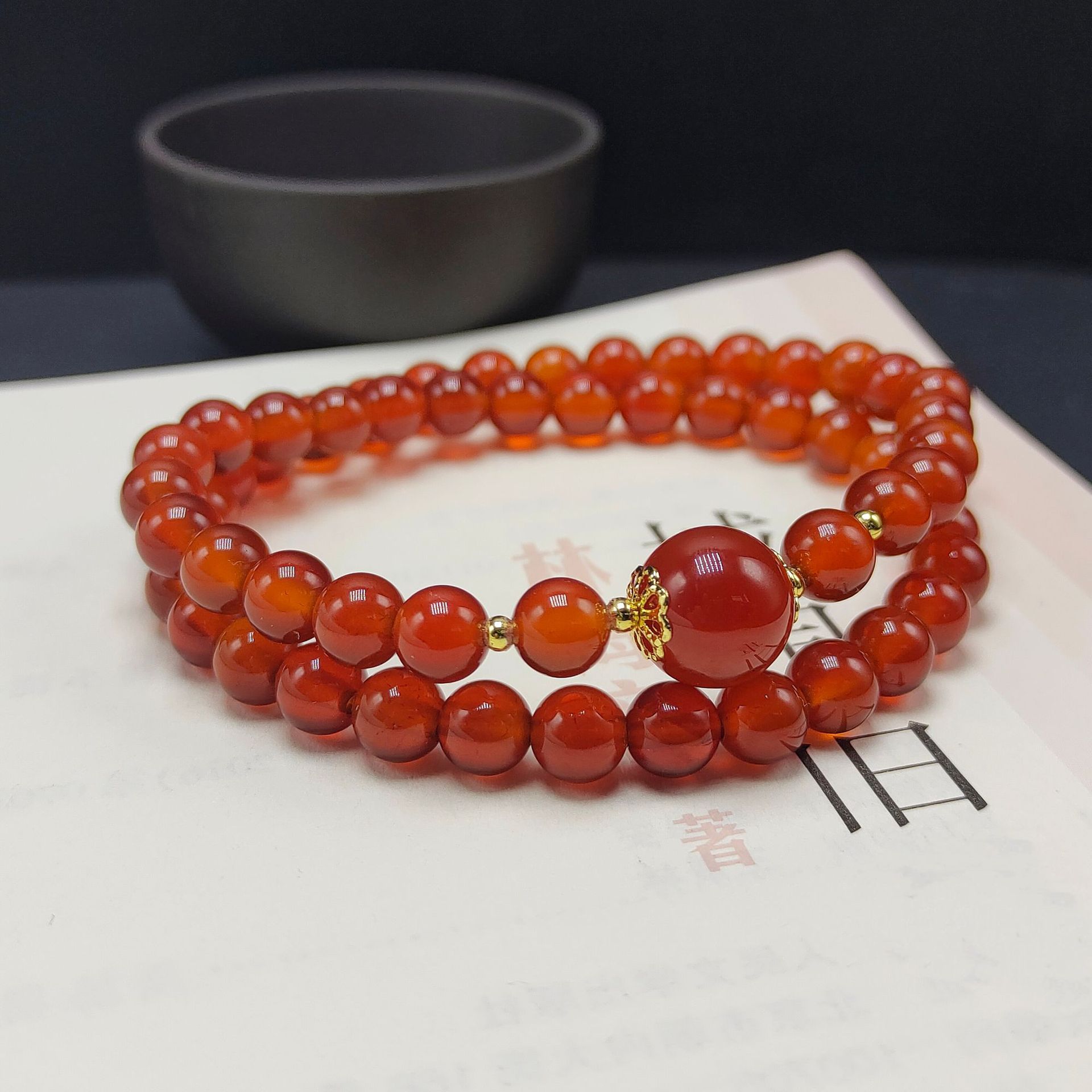 Natural red agate double-ring bracelet, a niche, light luxury and high-end female style gift for best friend. Live-streaming supply of double-layer bracelet pic 7