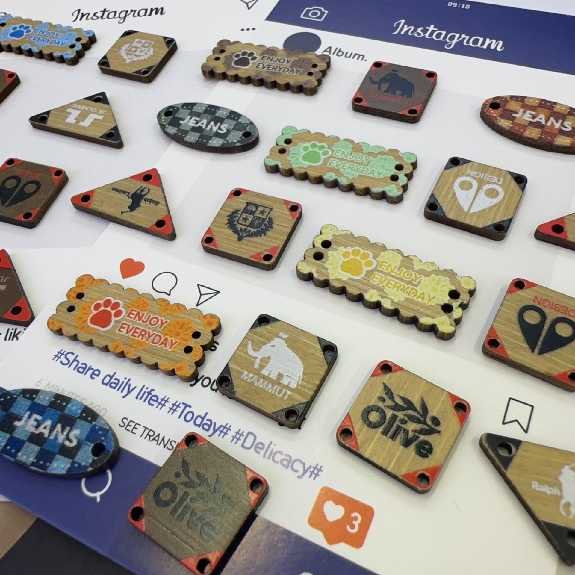 d jewelry accessories: Bamboo, wood, printed, handcrafted characters, wooden nameplates, solid wood buttons, various shapes in stock pic 17