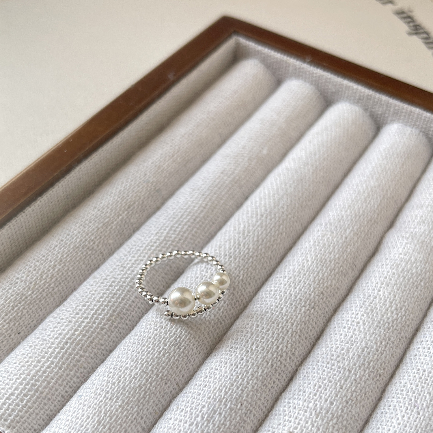 S925 plata esterlina austria shi jia perla anillo para mujeres exquisito diseño de nicho apertura de alto nivel sentido ligero perlas de plata de lujo pic 3