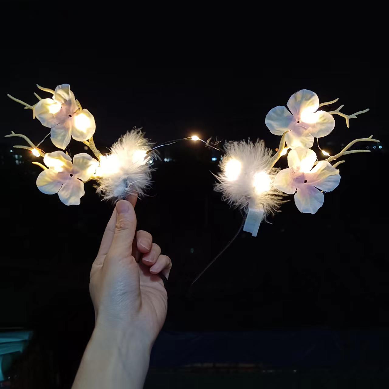 新款发光大鹿角发箍梅花羽毛麋鹿发饰圣诞节花仙子拍照装扮头饰详情8