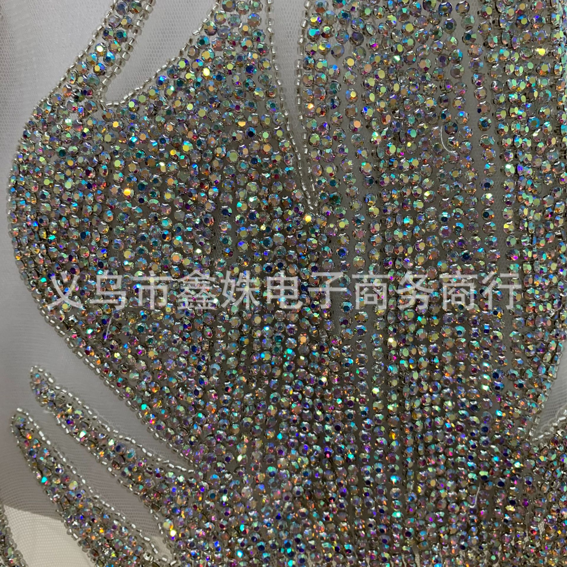 Factory wholesale deep V-neck dresses, wedding gowns, catwalk shows, hosting coming-of-age ceremonies, banquets, dance gowns, heavy stitch beaded fabric pic 10
