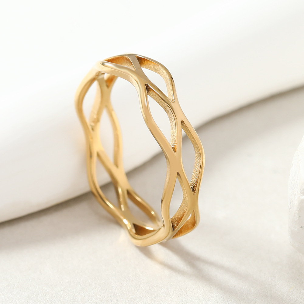 欧美创意新款钛钢戒指简约百搭镂空交叉网格戒指素圈指环饰品批发详情5