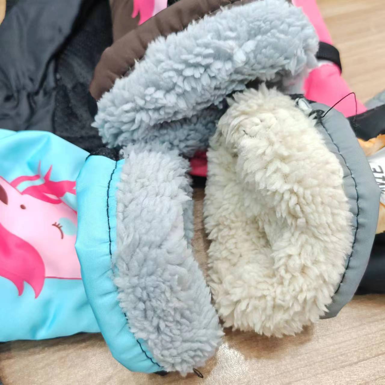 儿童手套卡通保暖手套 儿童滑雪手套加绒加厚秋冬季防风防水学生详情2