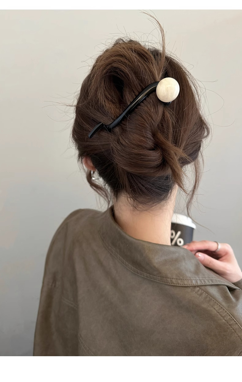 高级感扭扭发夹珍珠一字抓夹女2024新款简约百搭后脑勺鲨鱼夹发饰详情5