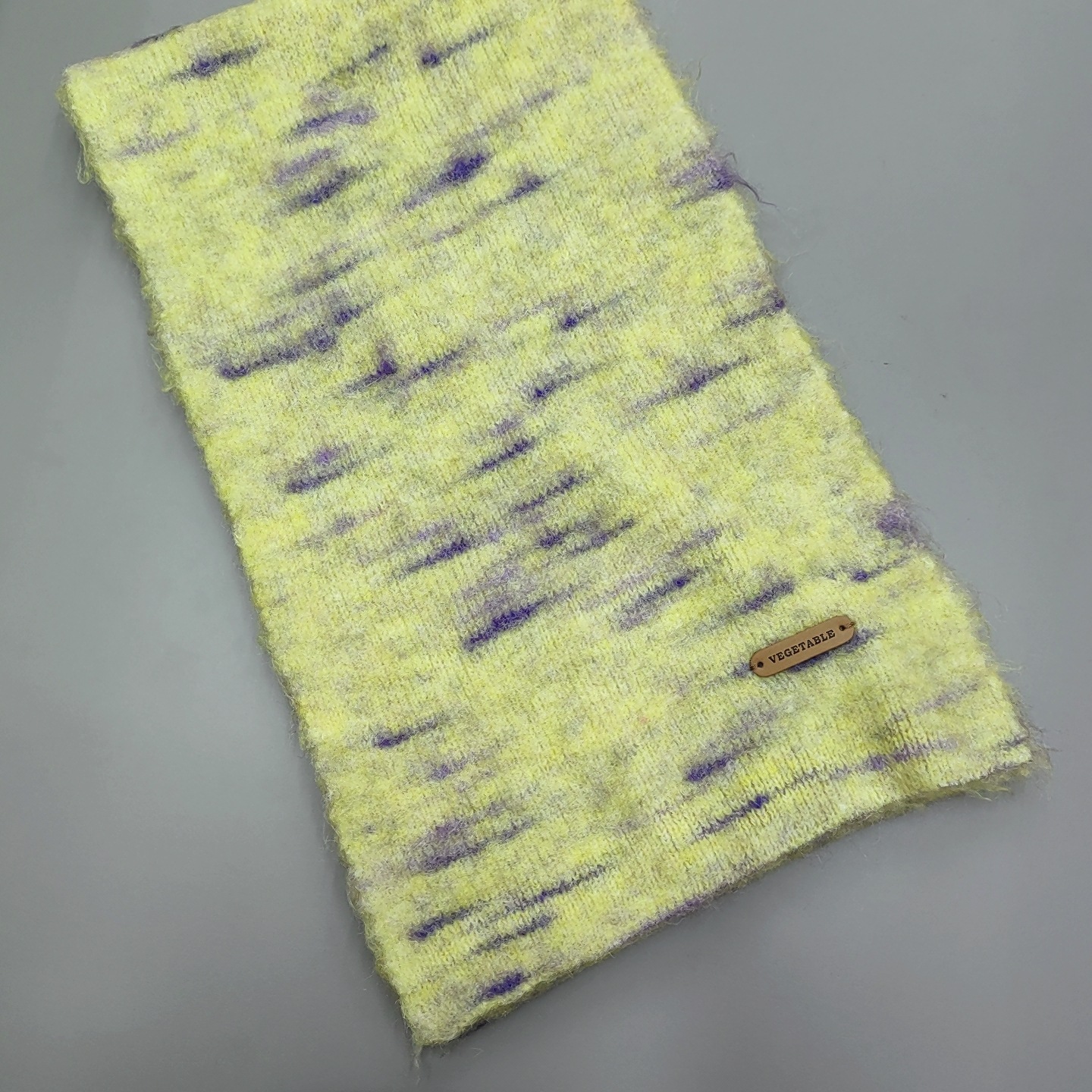 Brushed and textured dopamine pink scarf for women, winter soft and glutinous, ins style, Korean high-end knitted warm wrap pic 2