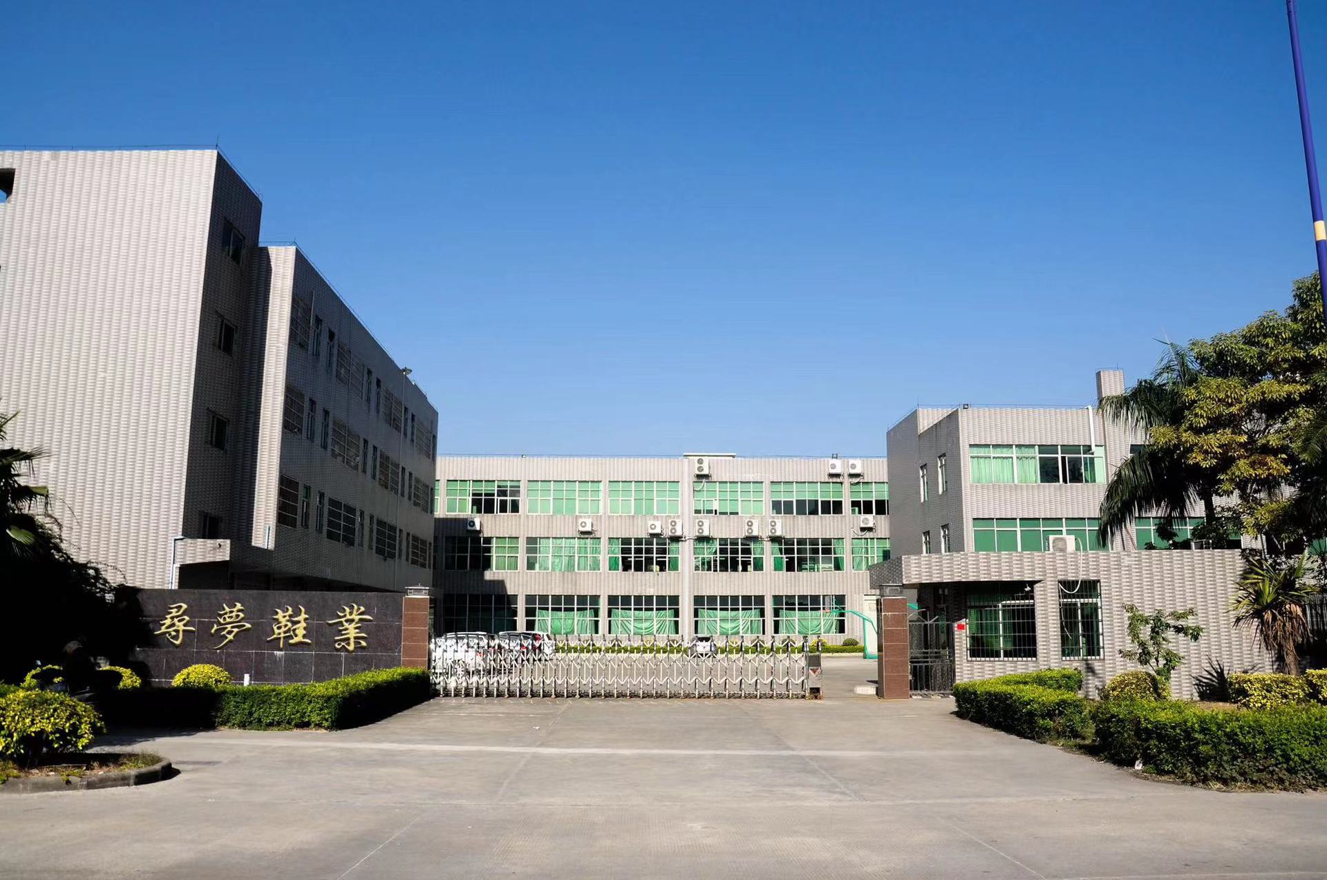 头层牛皮真皮弹力新款瘦瘦靴大码粗跟高跟短靴女秋冬厚底马丁靴详情4