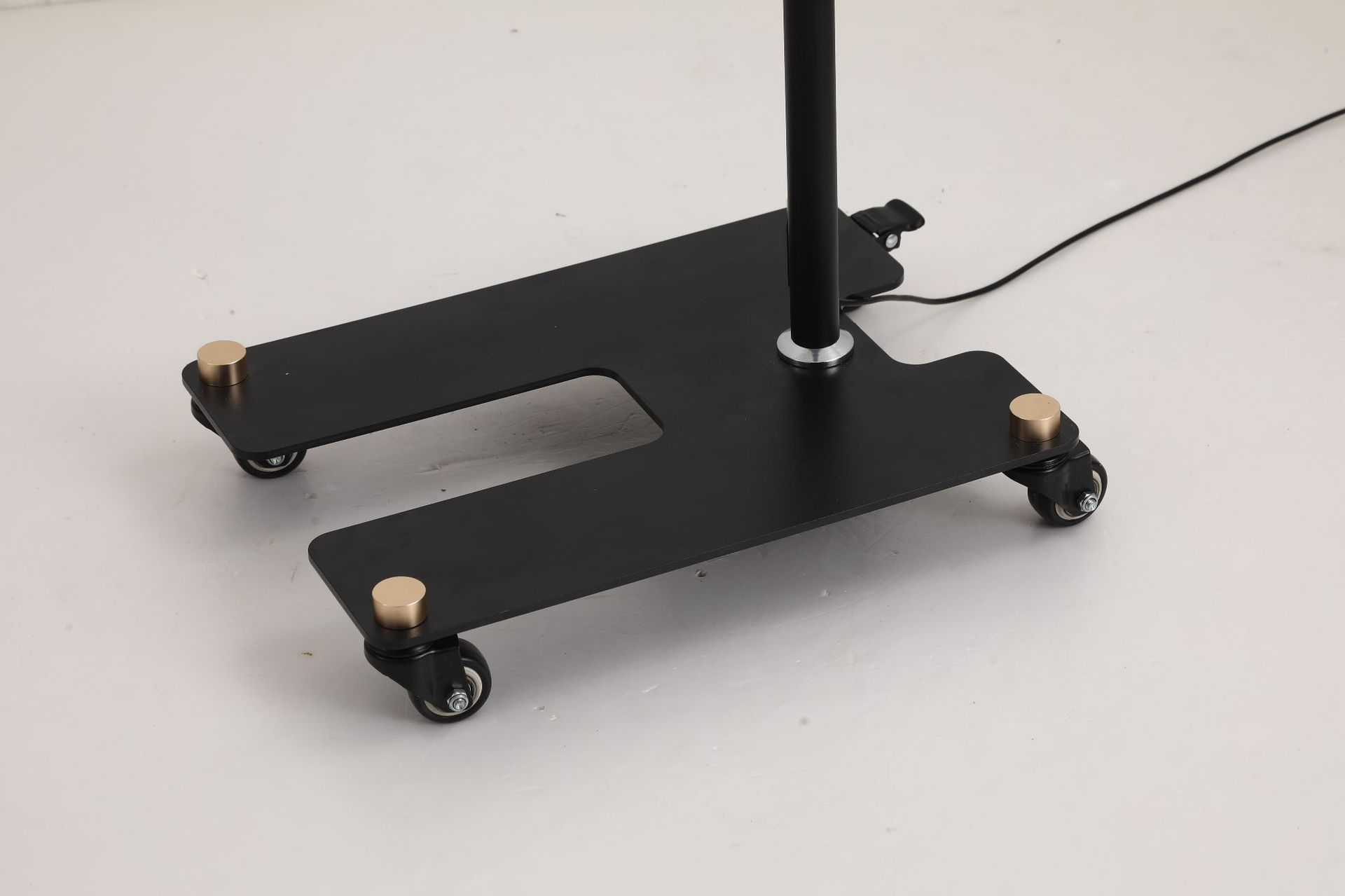 滑轮美睫半月灯 MOOM LAMP补光可移动纹身纹绣灯睫毛护眼 美容灯详情11