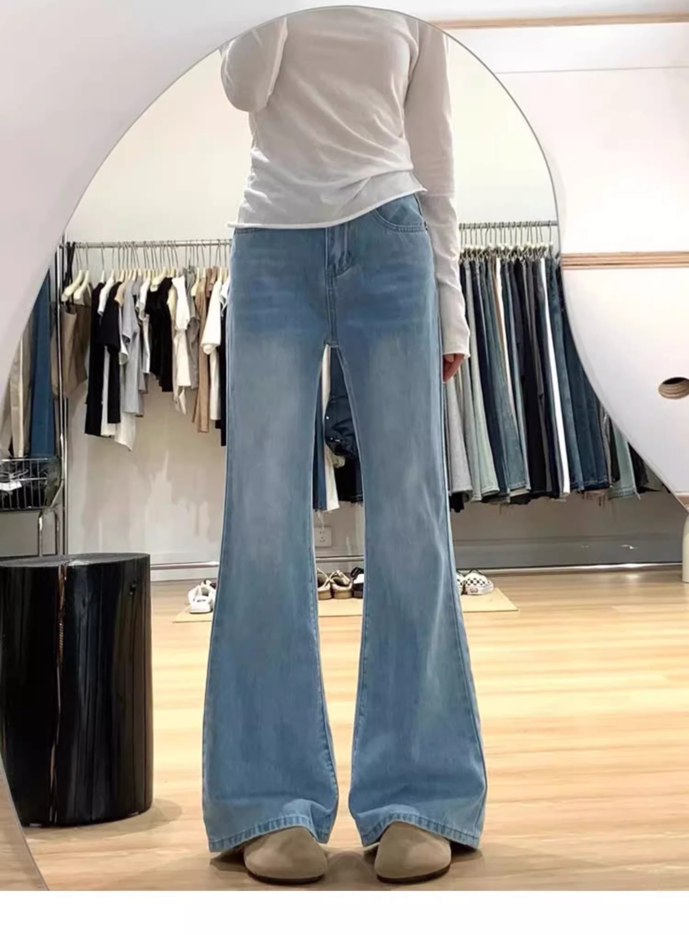 Light-colored, slightly flared jeans for women, a new summer style. Plus-size, slimming, pear-shaped figure, flared hoof-shaped pants pic 10