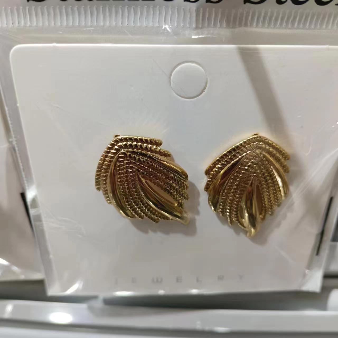 Factory wholesale stainless steel earrings, 18k real gold electroplated titanium steel retro embossed square bread hollow earrings pic 6