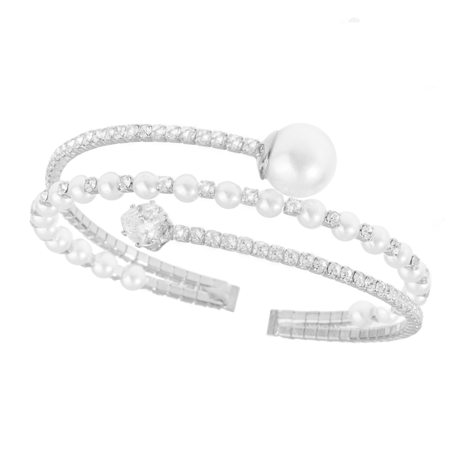 This 3-layer wound elastic three-dimensional pearl and water diamond bracelet is a popular cross-border bestseller from Europe and America. It is a versatile open-mouth jewelry for brides, weddings, banquets and parties pic 9