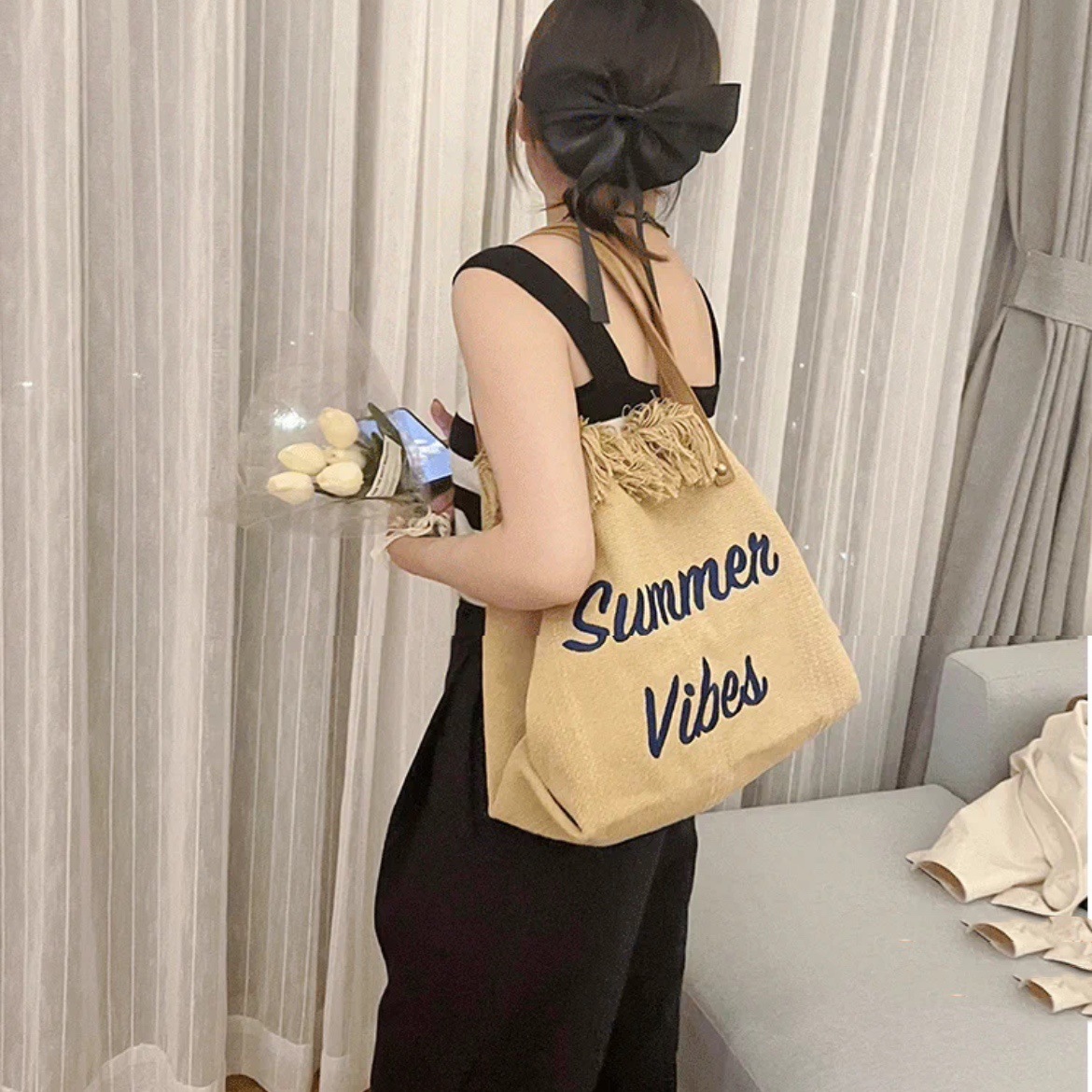 The 2023 new collection of handbags features simple and niche beach bags, travel bags, fringed tote bags, large-capacity single-shoulder bags, and is trendy pic 11