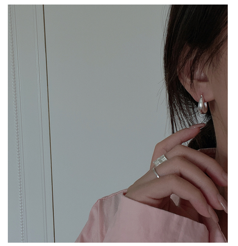 S925 sterling silver Korean version fashionable crescent ear buckles, Korean minimalist fashion basic style retro earrings and earrings wholesale pic 17