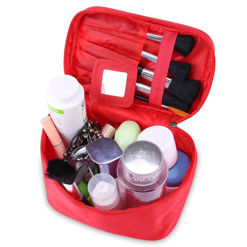 السيدة تحمل حقيبة حمل حقيبة متنوعة الأغراض، حقيبة مكياج، حقيبة مكياج Item Picture
