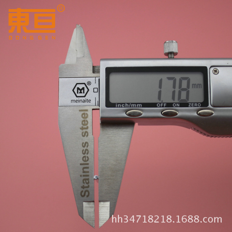 1.8*15 hexagonal iron axle toy car axle, technology model parts, toy accessories, creative DIY manual production materials, ceiling lamp special axle Application Scenario
