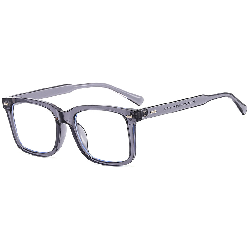 The 2025 new square optical glasses are casual, fashionable and trendy. They are flat light glasses suitable for both men and women for study and work Application Scenario