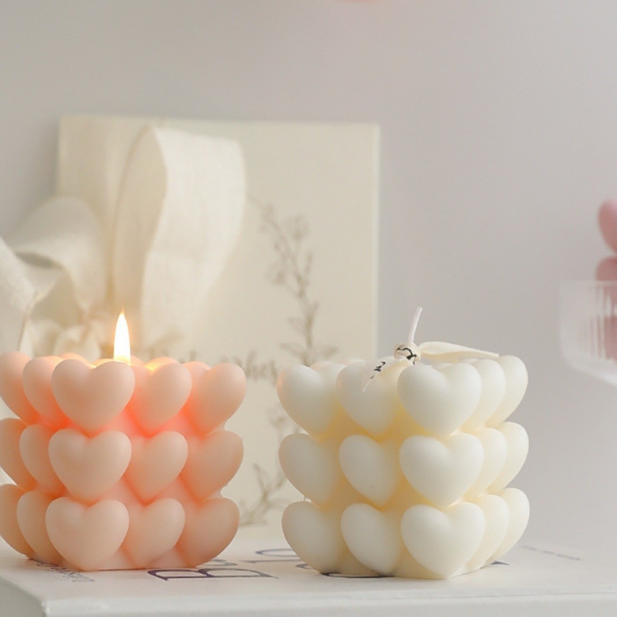 Heart-shaped candles, Valentine's Day bridesmaids, wedding gifts, heart-shaped Rubik's Cube, scented candles, souvenirs, small ornaments, office decoration supplies details Picture