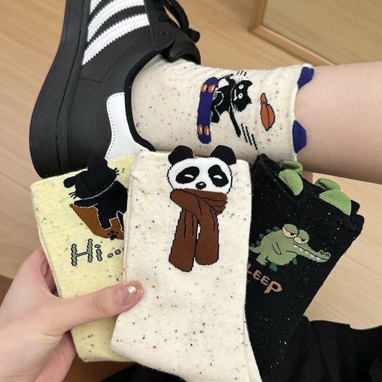 春夏季高颜值搞怪可爱ins日系学院风女士中筒袜 卡通点子纱质中筒袜 运动休闲棉质舒适透气袜子