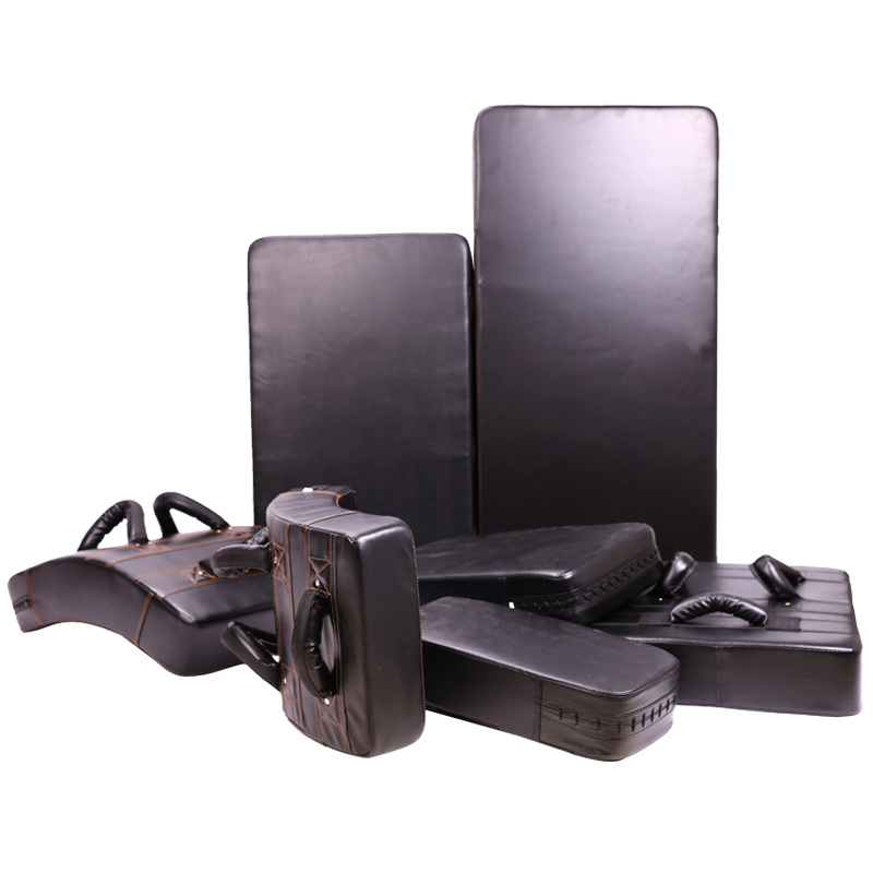 Basketball training equipment: backboard, backboard, shooting, ball control, body dummy, interference training, obstacle belt, matching backboard to enhance technical skills and practical experience Item Picture