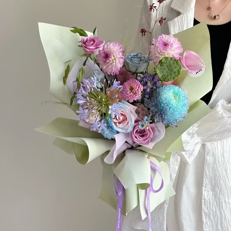 New waterproof Korean-style fresh flower wrapping paper, flower shop bouquet and floral art rose wrapping material, fresh flower decoration Specification image