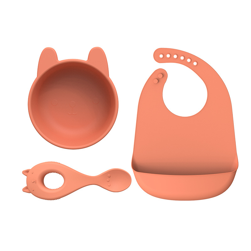 Silicone baby products Children's tableware set baby complementary food bowl dinner plate Children's silicone spoon custom feeding tableware Safe environmental protection non-toxic baby dinner plate full figure