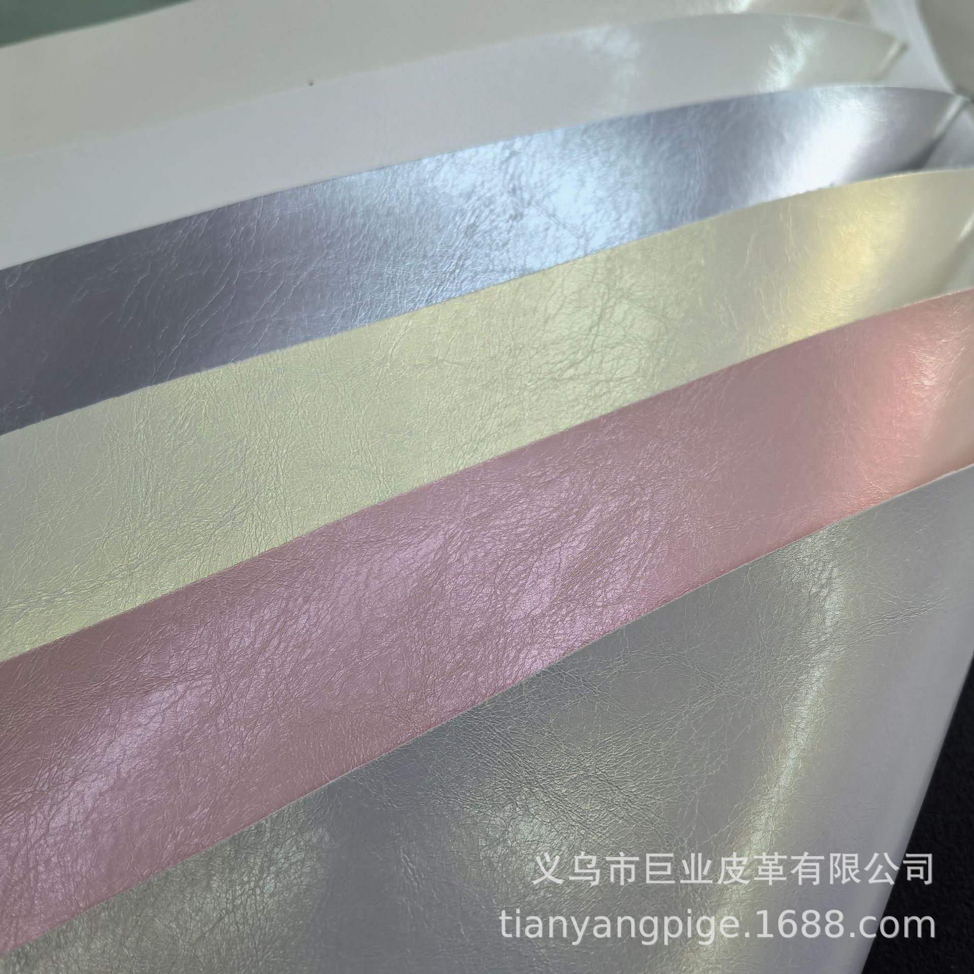 Pu Artificial Leather Fashion Oil Leather Environmental Protection Leather Sofa Home Decoration Luggage Leather Products Shoes Hat Material Preferred