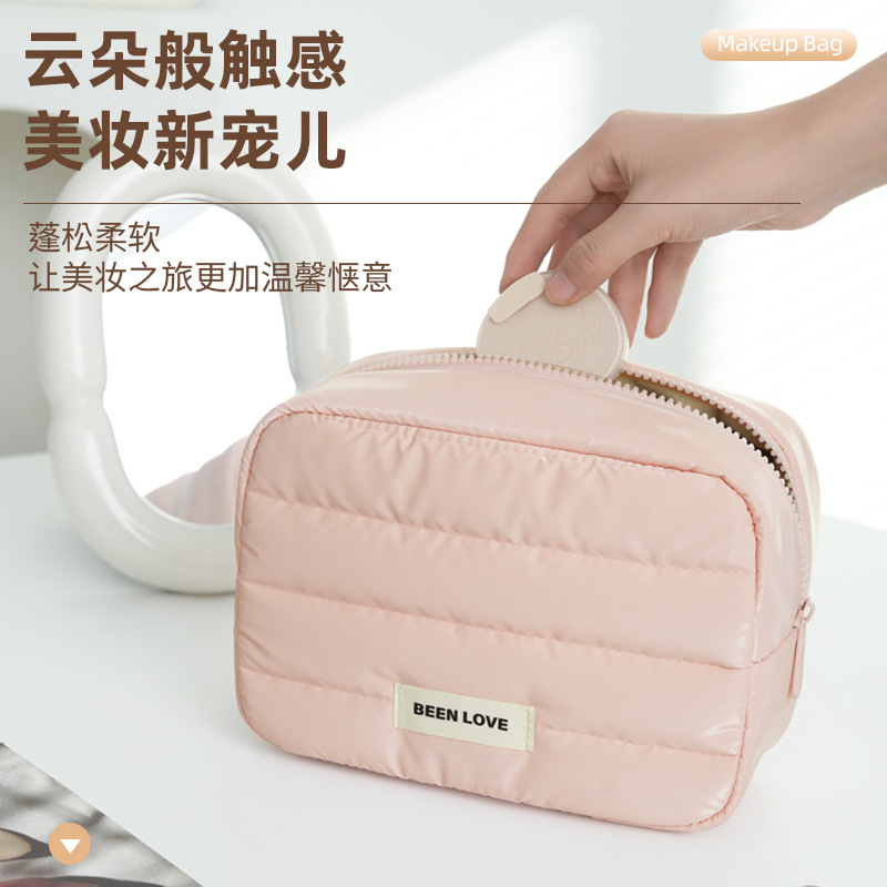 蓓恋跨境高级感大容量手提化妆包时尚旅行洗漱收纳包批发箱包皮具妈咪晚宴化妆袋