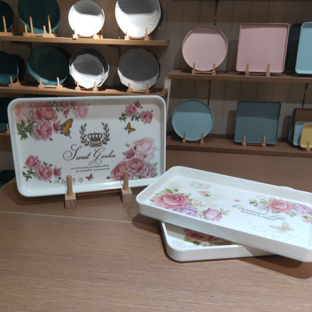 运隆品牌现货供应创意花色塑料餐盘 长方形水果托盘日用百货餐具 盘子托盘实用美观