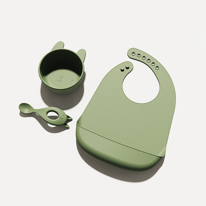 Silicone baby products Children's tableware set baby complementary food bowl dinner plate Children's silicone spoon custom feeding tableware Safe environmental protection non-toxic baby dinner plate details Picture