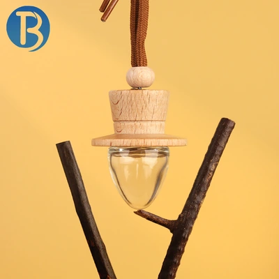 In stock, there are 5ML car aromatherapy glass repackaged bottles, creative car accessories, air bottles, straw hats, wooden caps, empty bottles, car accessories, empty bottles, and aromatherapy decorations thumbnail