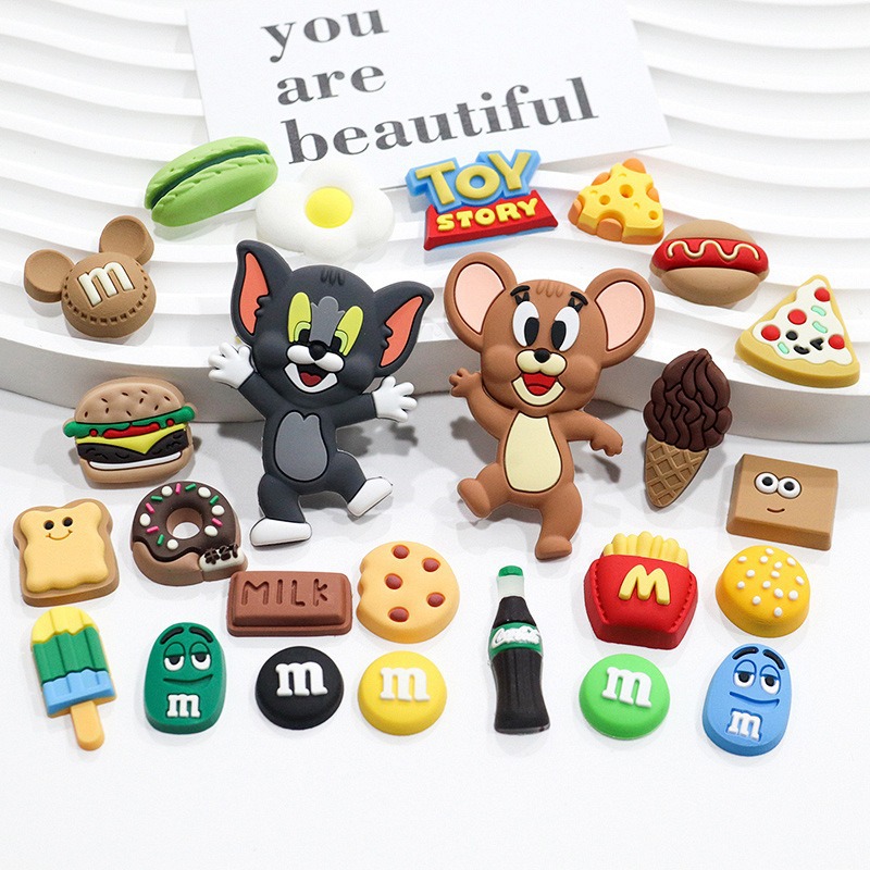 TOM Tom and Mouse Tom Jerry DIY Crocs buckle soft glue accessories Phone case water bottle decorative stickers DIY accessories set Creative cute cartoon characters details Picture