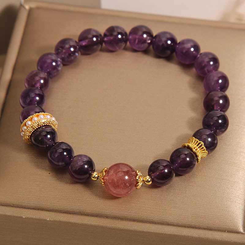 Natural amethyst bracelet for women on Instagram, a niche and light luxury purple bracelet for the zodiac year, a lucky gift for your girlfriend and best friend, a fashionable bracelet Application Scenario