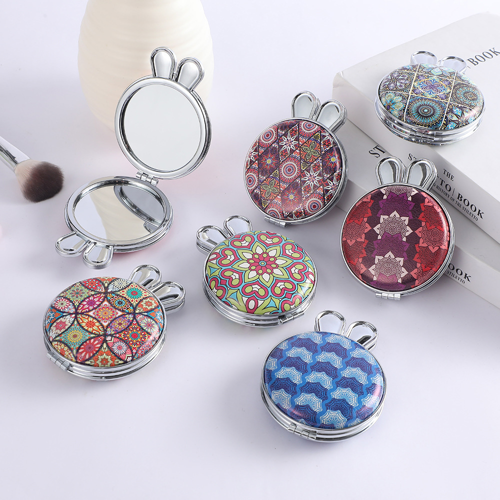 复古双面便携化妆镜小巧兔耳折叠民族风补妆镜女日用百货卫浴用品详情图3