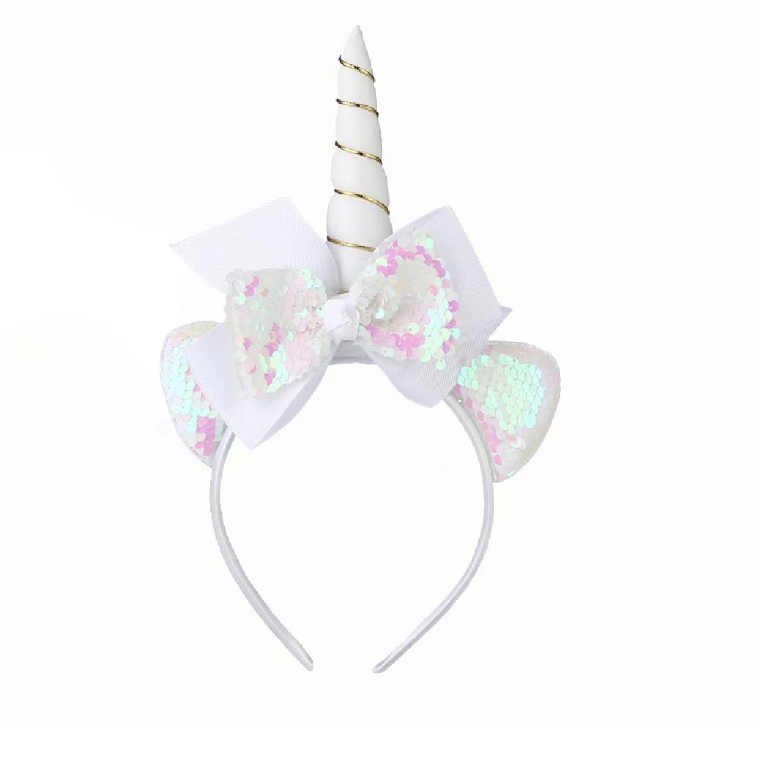 Cross-border unicorn headwear, adult funny and sweet, versatile women's hair accessory, cute hairband design, pearl sweetheart matching bracelet, fashionable and personalized hair accessory set Application Scenario