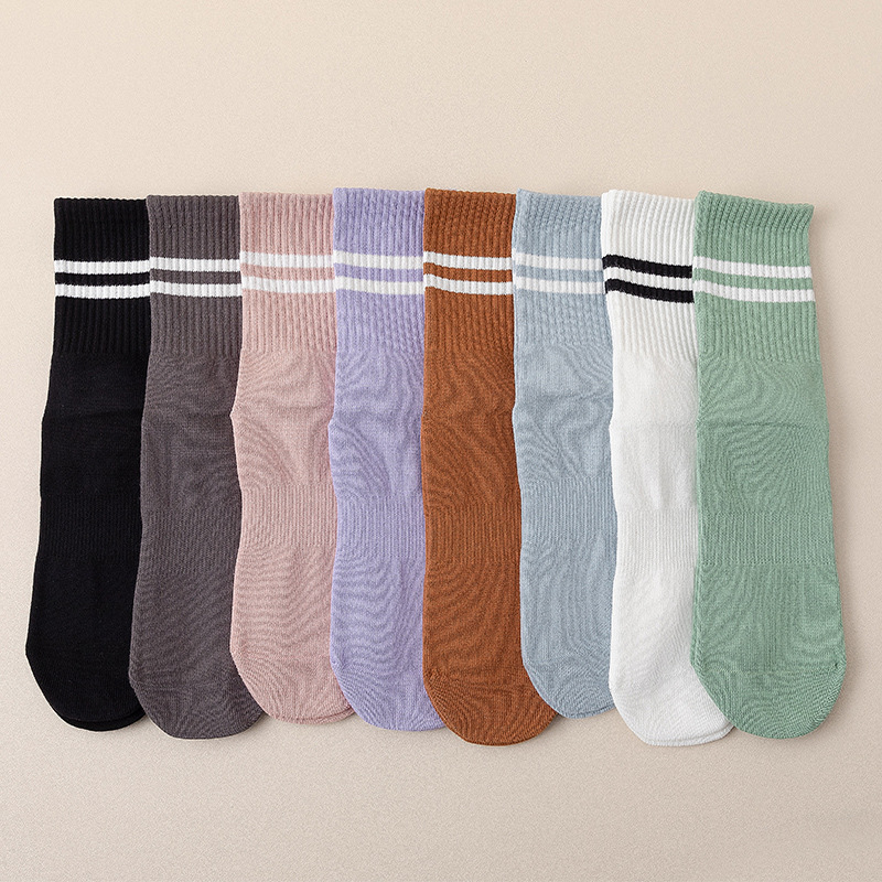 运动、休闲棉袜实物图