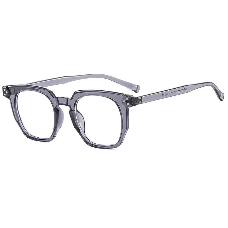 Fashionable Korean-style transparent Instagram-worthy plain light glasses, anti-blue light student computer glasses, can be paired with myopia optical glasses frames Application Scenario