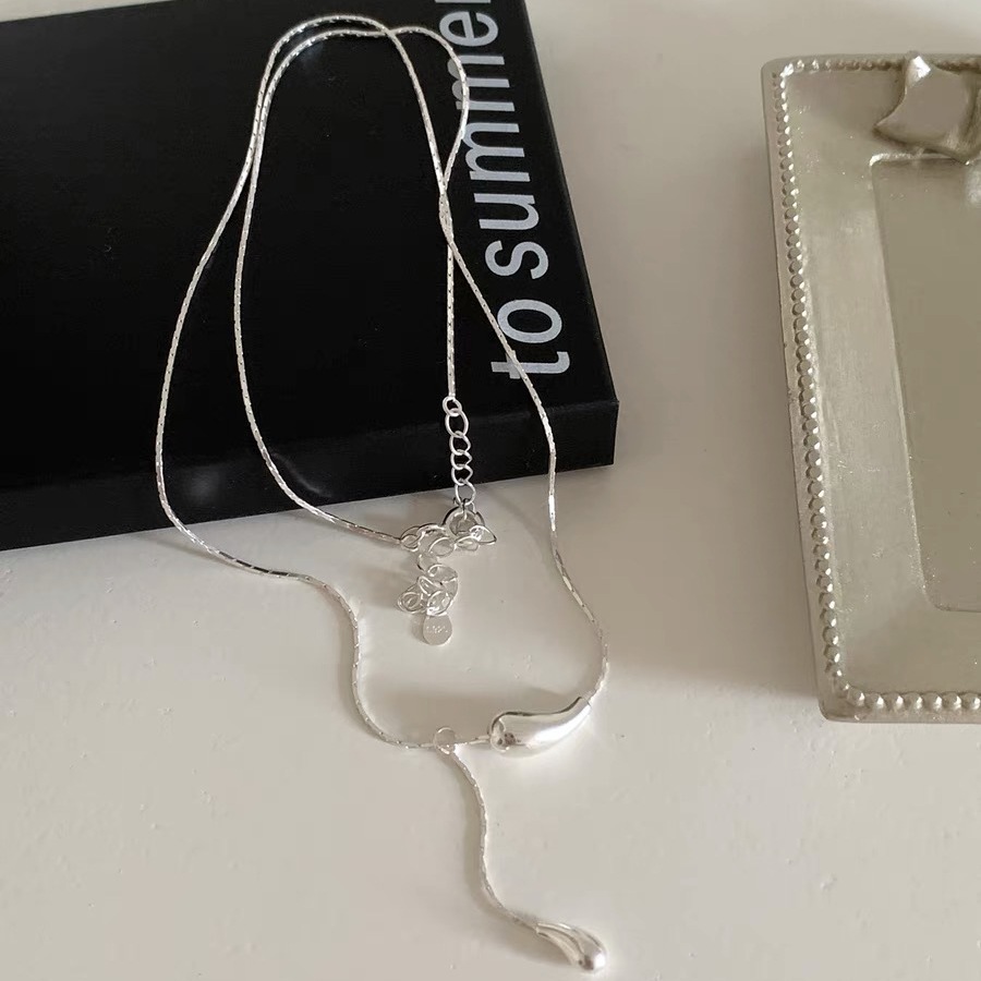 Small eggplant tassel water drop S925 sterling silver necklace for women, simple and light luxury, ins style, collarbone chain, high-end and niche design Specification image