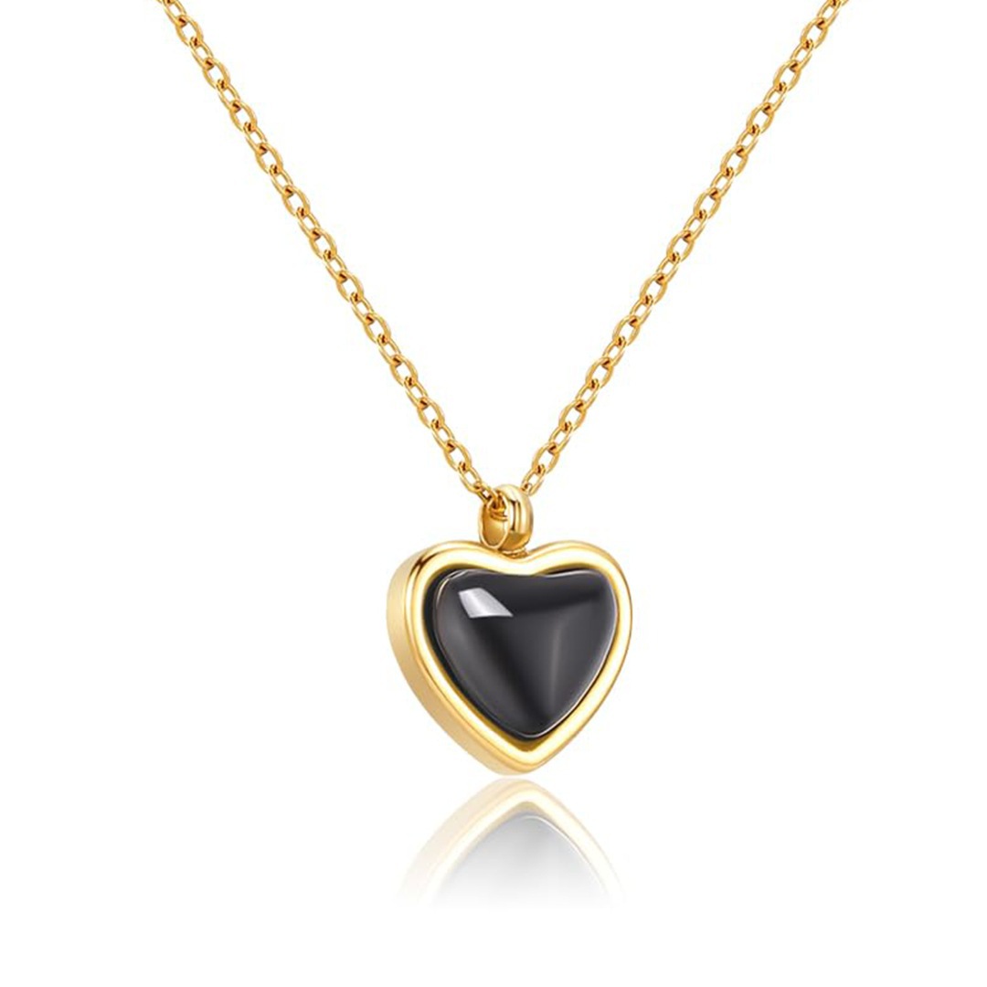 The new 18K gold heart-shaped pendant necklace from Europe and America, the same style as the popular Instagne-style red agate inlaid stainless steel necklace, is now available. It is a fashionable and trendy jewelry product Specification image