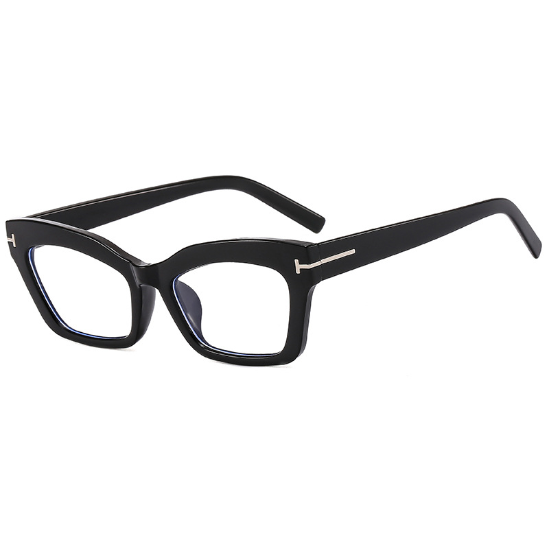 The new trendy and fashionable optical flat glasses for commuting in the summer of 2025 are suitable for myopia and are versatile for casual wear