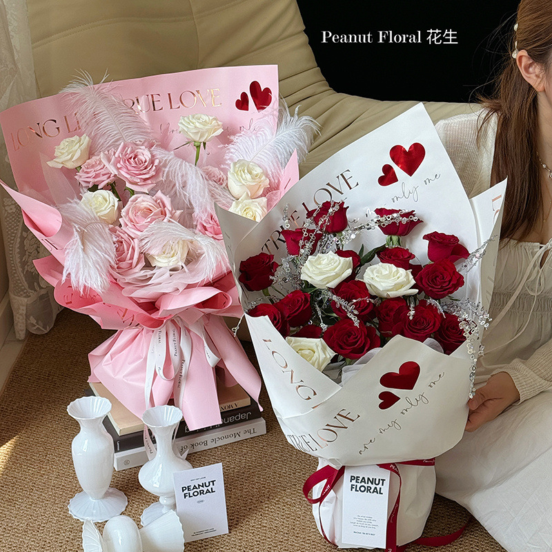 Tres colores hot stamping viva el verdadero amor impermeable estilo coreano papel de envoltura de flores ramo de flores material de arte floral envoltura de rosas papel de flores suministros para la tienda de flores Application Scenario