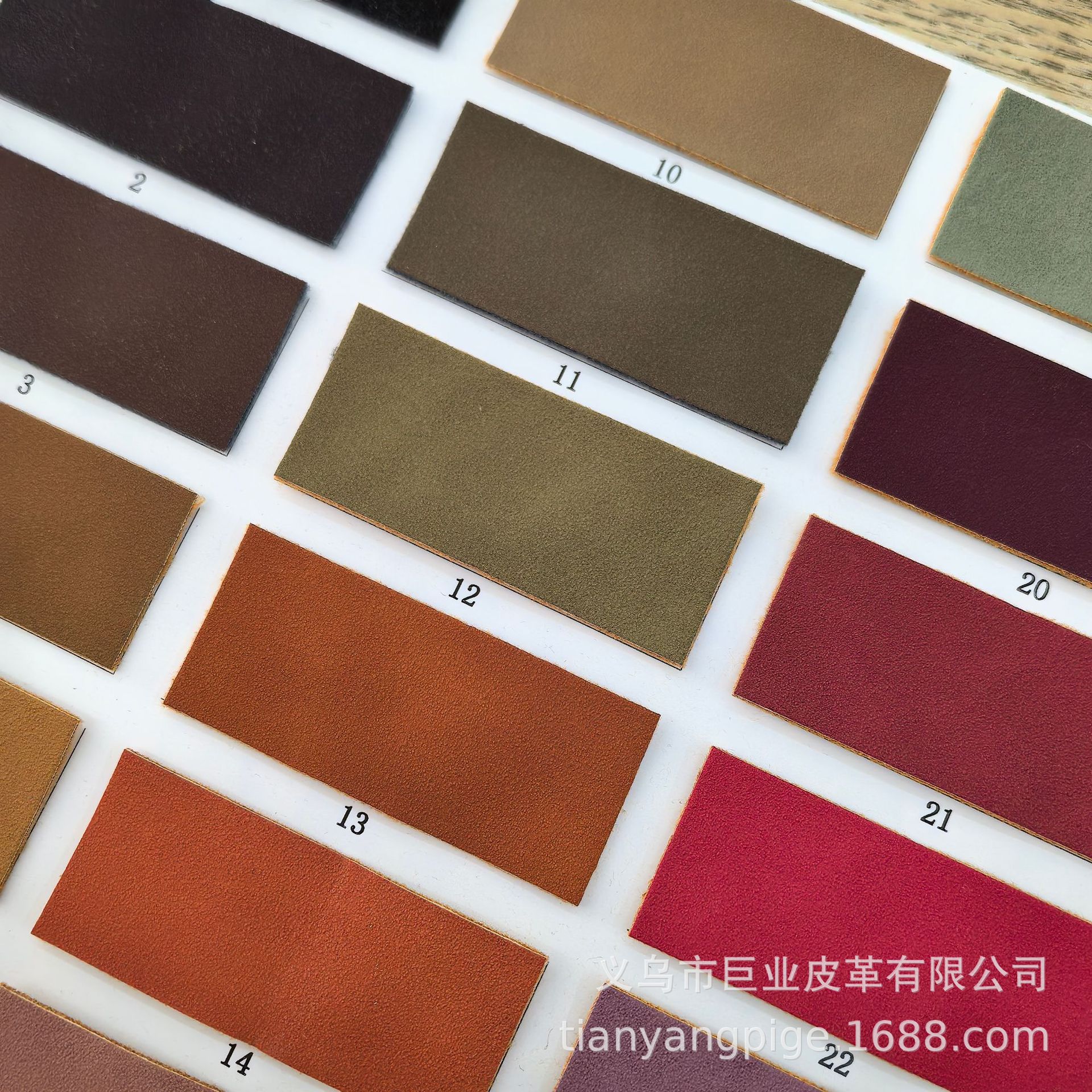 New European Standard Environmental Protection Pu Faux Leather Velvet Sheep Vintage Fleece Leather Suitable For Leather Bags Belt Shoes High Texture Artificial Leather Material