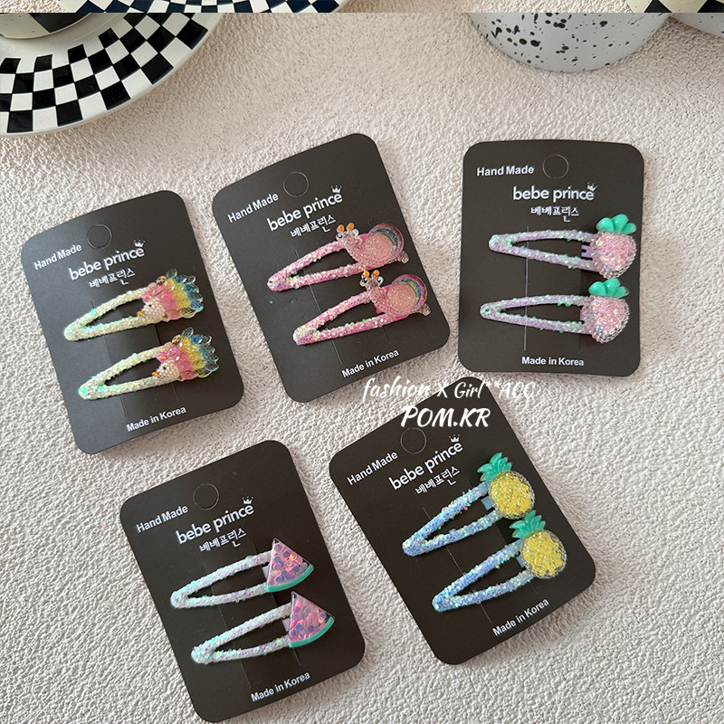A new Korean children's cartoon cute sequined crystal bb holder, simple, fashionable and versatile, sweet side hair accessory and headwear Application Scenario